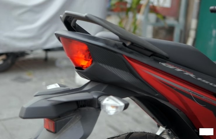 Cận cảnh mẫu xe côn tay Honda mới về đại lý Việt: Đẹp hơn hẳn Winner X, giá bán 'đe nẹt' Exciter 155