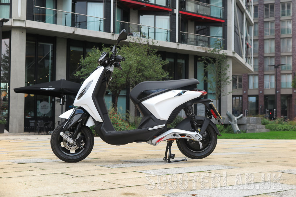 '&Aacute;c mộng' của Honda Vision 2021 lộ diện với thiết kế đẹp miễn ch&ecirc;, gi&aacute; b&aacute;n khiến d&acirc;n t&igrave;nh bất ngờ