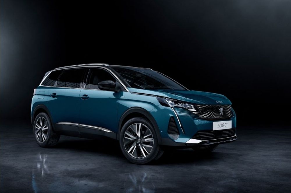 Đối thủ Hyundai SantaFe ra mắt với loạt trang bị hiện đại, giá bán ở mức gây sốt