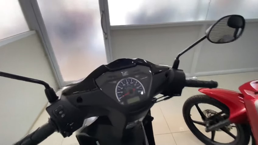 Mẫu xe số mới của Honda về đại lý với giá 26 triệu, cận cảnh thiết kế 'lấn át' Honda Wave Alpha