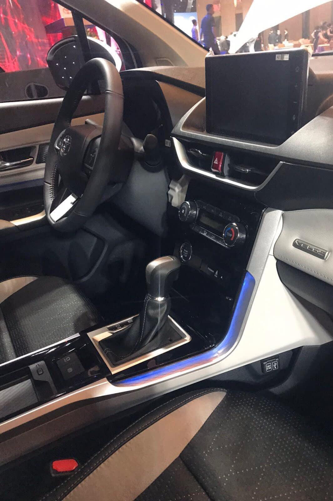 Cận cảnh Toyota Veloz Cross 2022 sắp ra mắt: C&ocirc;ng nghệ ngập tr&agrave;n, 'bỏ xa' Mitsubishi Xpander