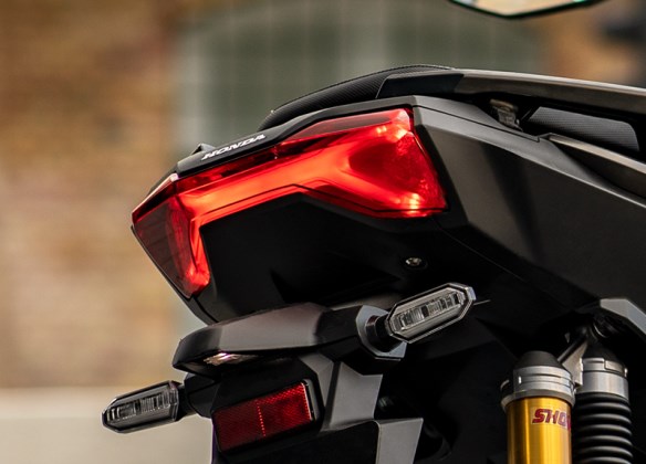 Honda sắp cho ra mắt mẫu xe ga ấn tượng hơn cả Honda SH, h&eacute; lộ thiết kế v&agrave; trang bị hứa hẹn g&acirc;y b&atilde;o