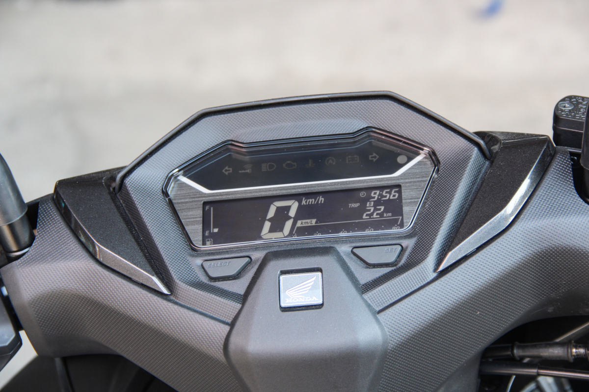 Mẫu xe Honda đẹp lấn &aacute;t Honda SH c&oacute; gi&aacute; chưa đến 64 triệu tại đại l&yacute;, trang bị chiều l&ograve;ng kh&aacute;ch Việt