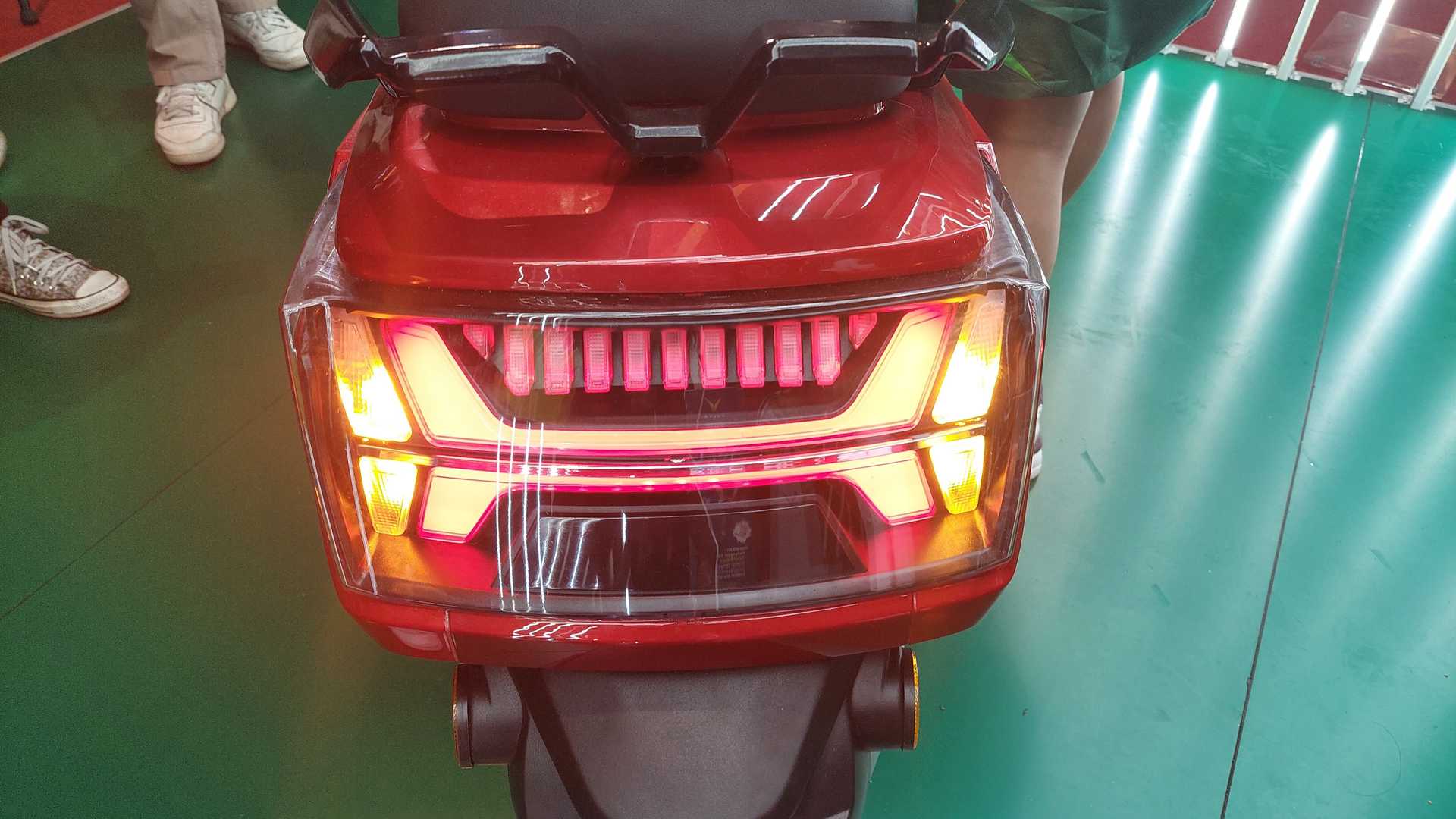 Cận cảnh mẫu xe giá ngang Honda Wave RSX tại Việt Nam: Thiết kế đẹp mắt, trang bị đáng chú ý