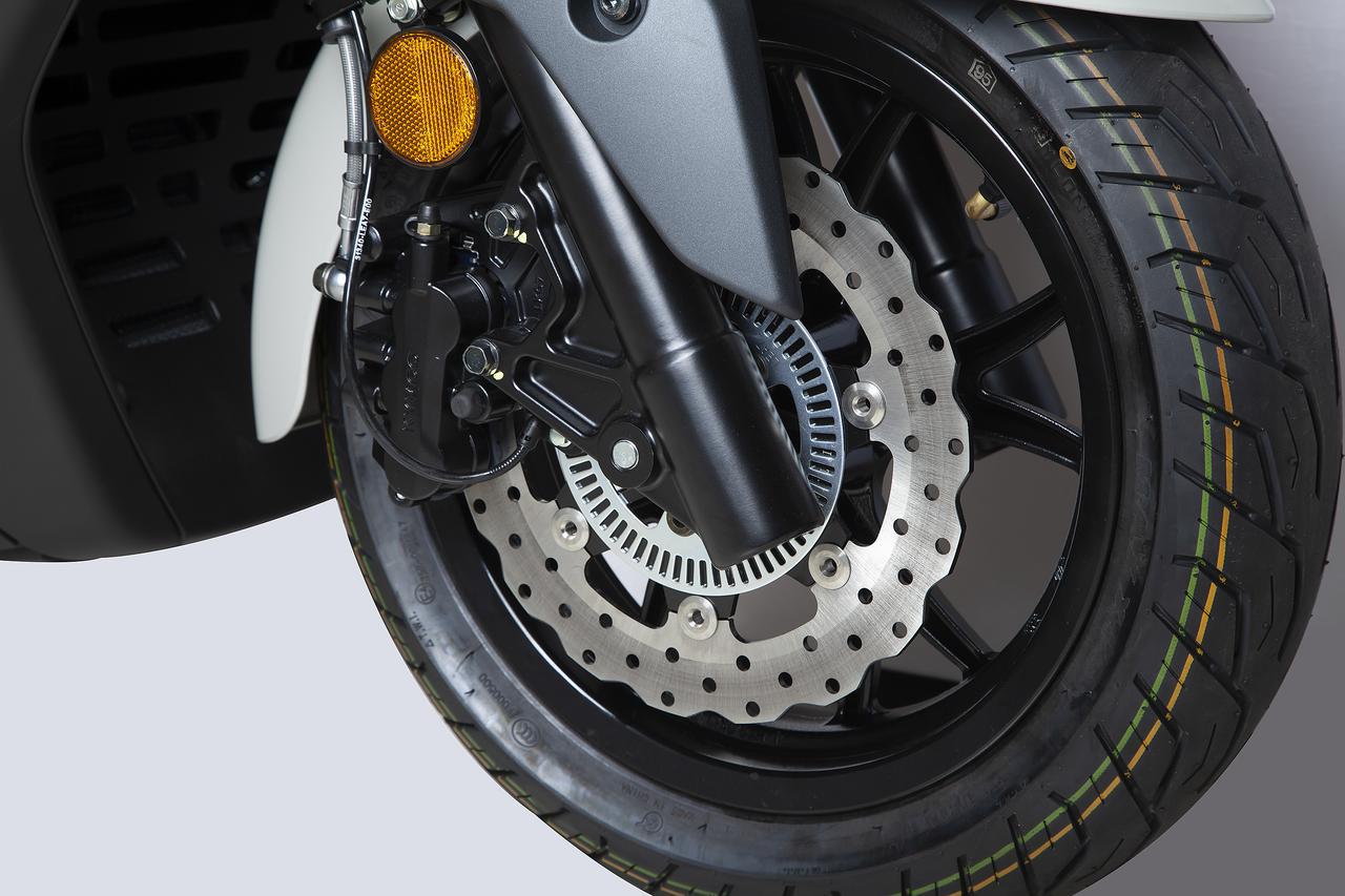 Mẫu xe ga giá 94 triệu mở bán vào ngày mai với thiết kế đẹp hút hồn, trang bị 'bỏ xa' Honda SH