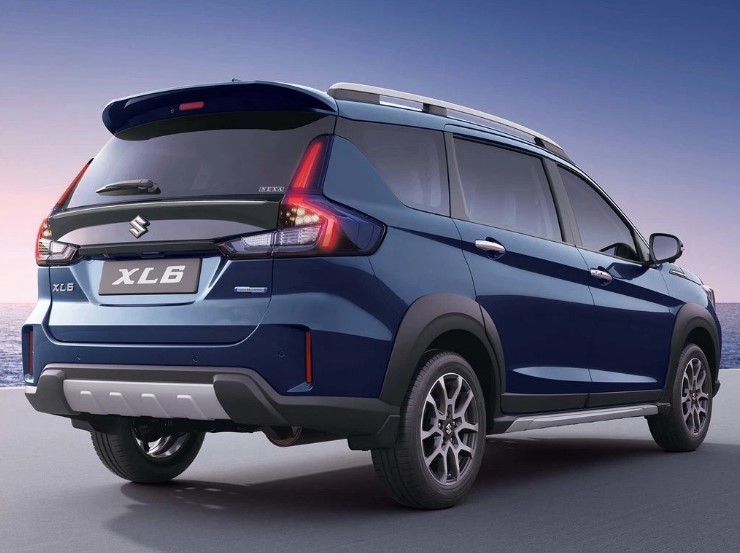 Suzuki XL6 2022 ra mắt với giá 340 triệu, hứa hẹn 'soán ngôi' Mitsubishi Xpander khi về đại lý Việt