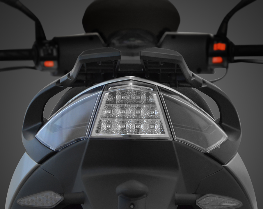 Cận cảnh mẫu xe ga mới về đại lý với giá sốc, thiết kế 'một chín một mười' với Honda Vision 2021