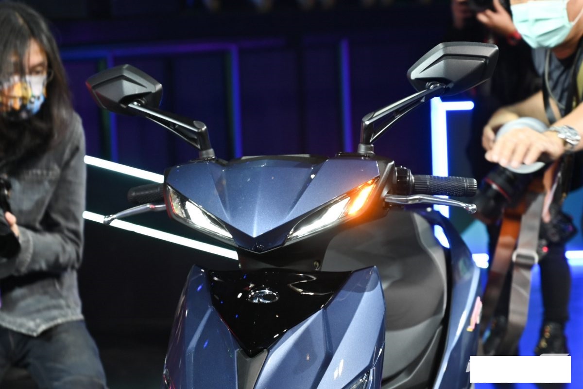 Mẫu xe ga khiến Honda Air Blade 'dè chừng' ra mắt với giá 64 triệu, trang bị vượt tầm phân khúc