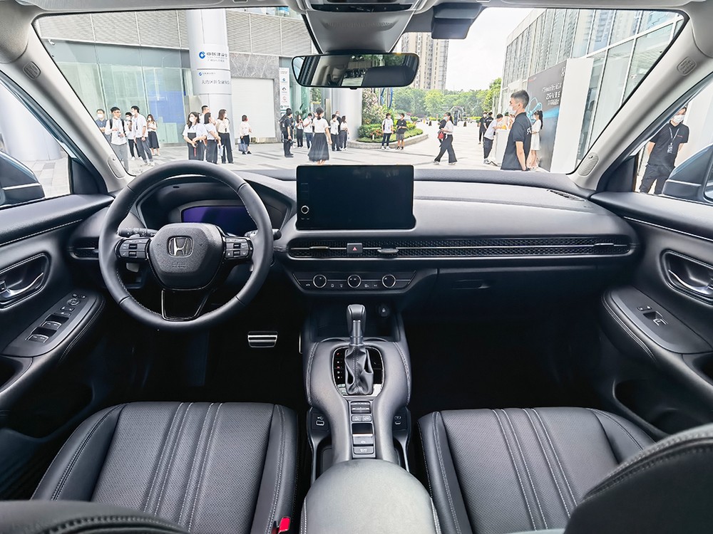 Toyota Corolla Cross 'điêu đứng' trước đối thủ mới: 'Đàn em' của Honda CR-V, thiết kế đẹp khó cưỡng