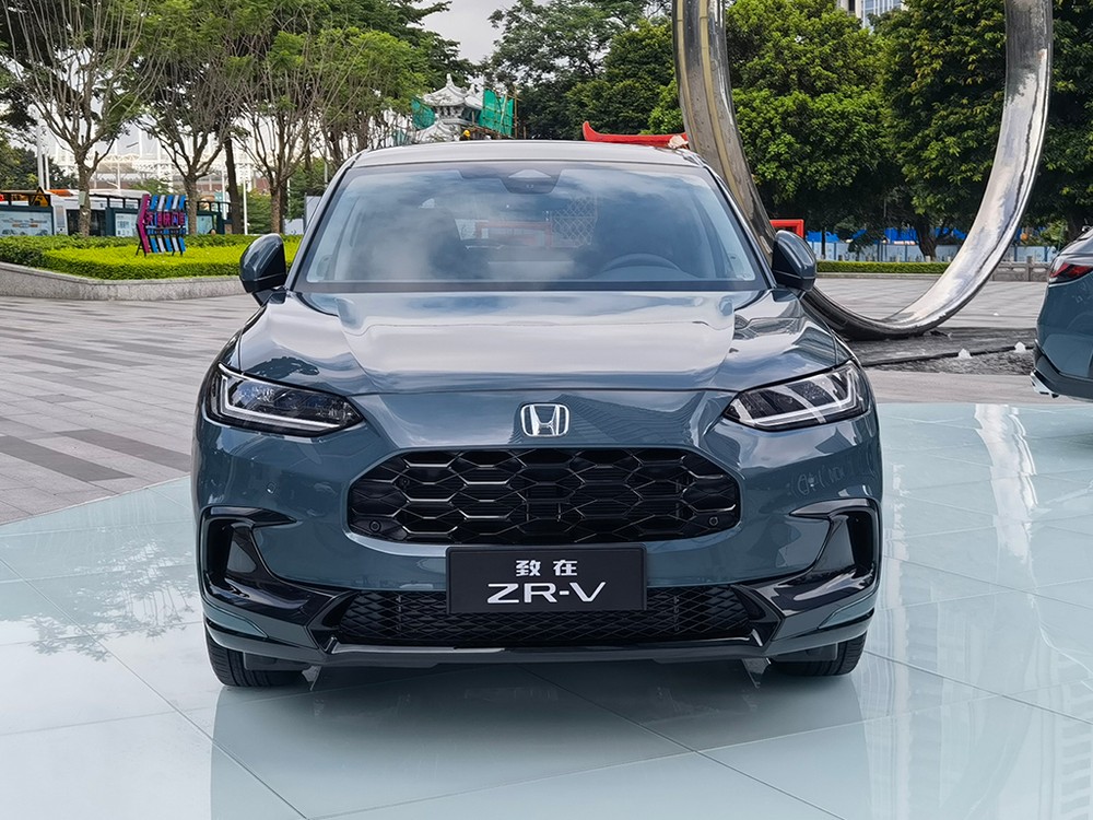 Toyota Corolla Cross 'đi&ecirc;u đứng' trước đối thủ mới: 'Đ&agrave;n em' của Honda CR-V, thiết kế đẹp kh&oacute; cưỡng