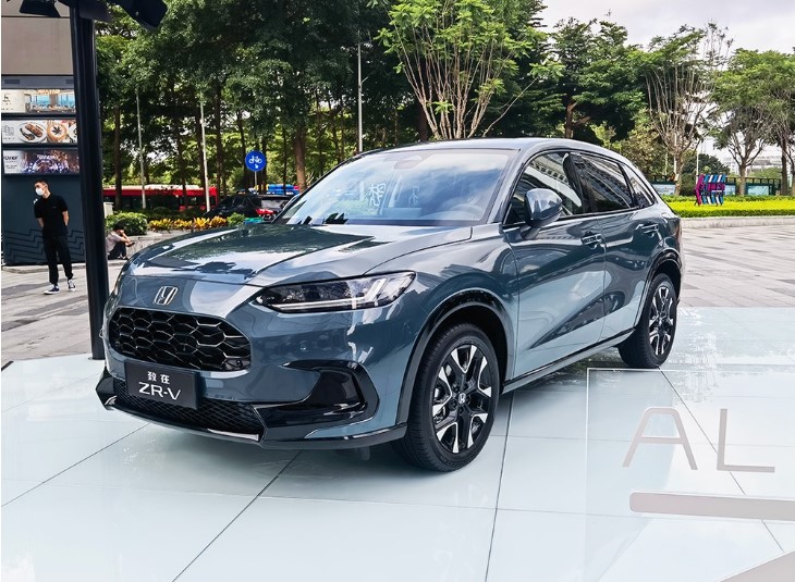 Toyota Corolla Cross 'đi&ecirc;u đứng' trước đối thủ mới: 'Đ&agrave;n em' của Honda CR-V, thiết kế đẹp kh&oacute; cưỡng