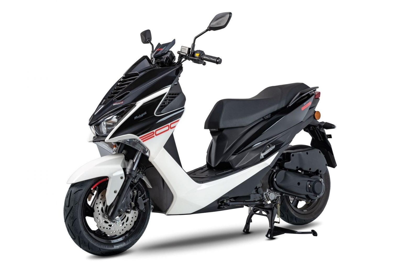 Mẫu xe gi&aacute; 86 triệu g&acirc;y sốt với diện mạo cuốn h&uacute;t, cho Honda SH 150i 'h&iacute;t kh&oacute;i' về sức mạnh