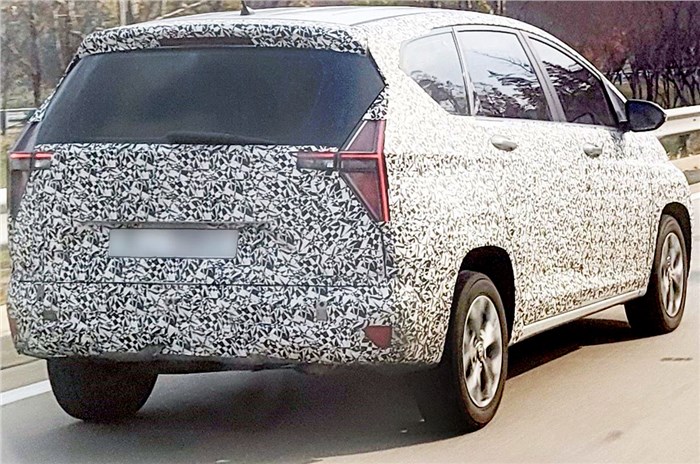 Khách Việt đứng ngồi không yên trước mẫu MPV sắp ra mắt, giá bán khiến Mitsubishi Xpander 'xin thua'