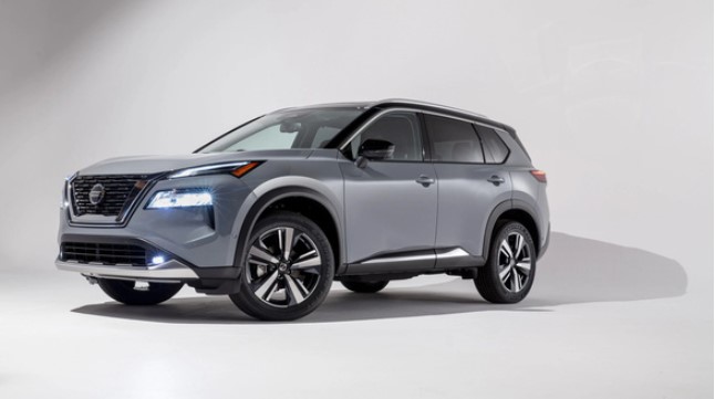 Nissan X-Trail 2023 hé lộ phiên bản giá rẻ, Honda CR-V đứng trước nguy cơ 'thất sủng'