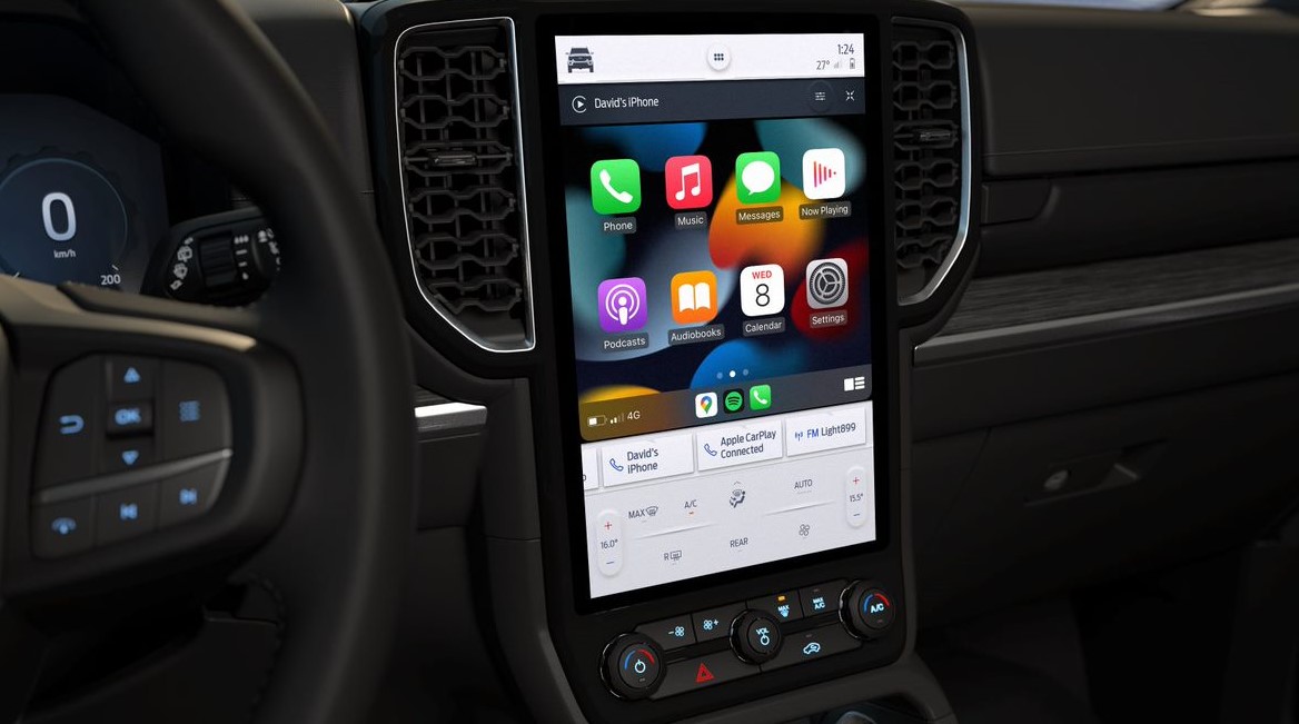 Ford Everest thế hệ mới ch&iacute;nh thức ra mắt kh&aacute;ch Việt: C&ocirc;ng nghệ ngập tr&agrave;n, gi&aacute; b&aacute;n hứa hẹn g&acirc;y sốt