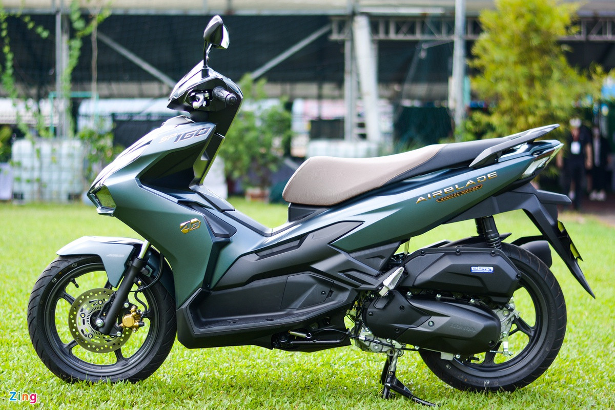 'Tân binh' của Honda chuẩn bị ra mắt với động cơ tương tự Honda PCX 160, hình ảnh đầu tiên gây sốt 