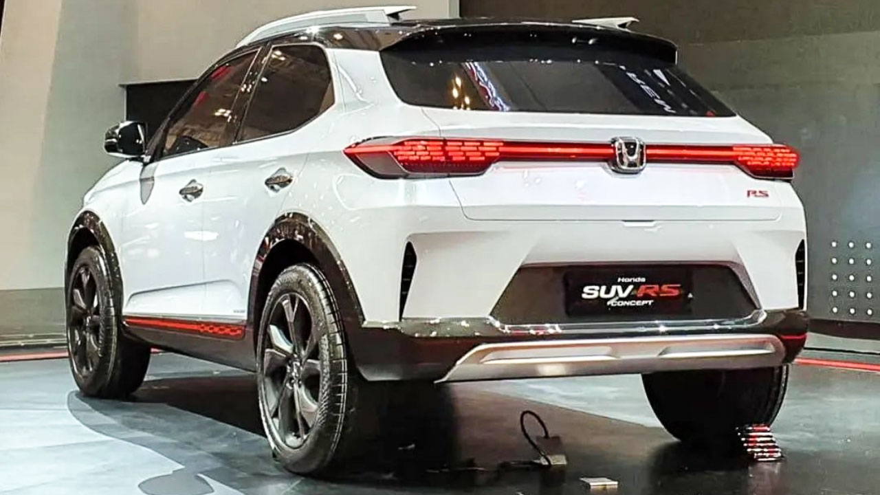 Mẫu SUV cỡ B hoàn toàn mới của Honda sắp mở bán, Toyota Corolla Cross 2022 'đứng ngồi không yên'