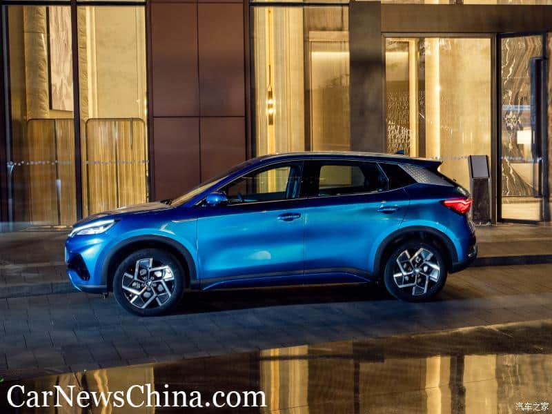 'Kẻ soán ngôi' Mazda CX-5 hút khách với giá chỉ 478 triệu, hé lộ loạt trang bị độc nhất phân khúc