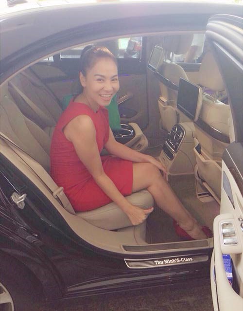 Thu Minh bất ngờ được chồng đại gia tặng xế hộp khủng Mercedes S-Class gắn tên riêng ảnh 3