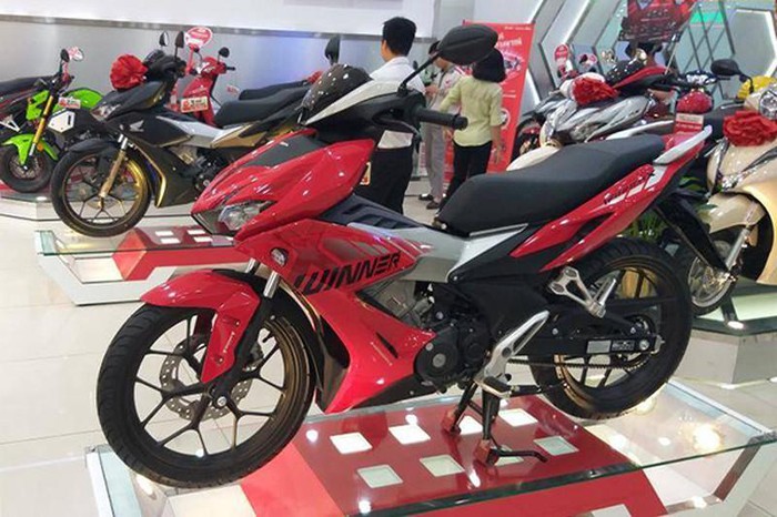 Giá Honda Winner X 'xoay' liên tục khiến khách Việt đau đầu: Thời tới, Yamaha Exciter cản không kịp ảnh 1
