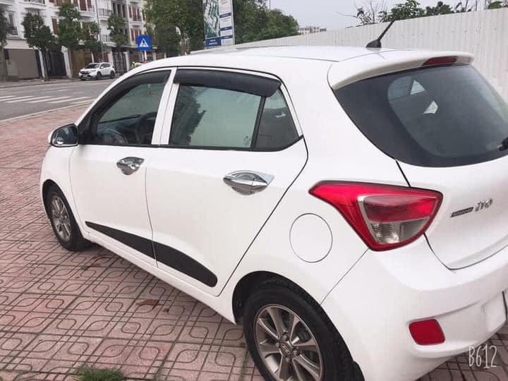 Hyundai Grand i10 siêu rẻ giảm hẳn 100 triệu: Ngoại hình miễn chê, giá cực bất ngờ ảnh 1