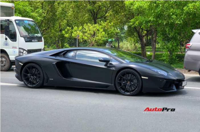 Lamborghini Aventador của chủ tịch Trung Nguyên xuất hiện ở Đà Nẵng, ngoại hình 'xuống cấp' khó tin