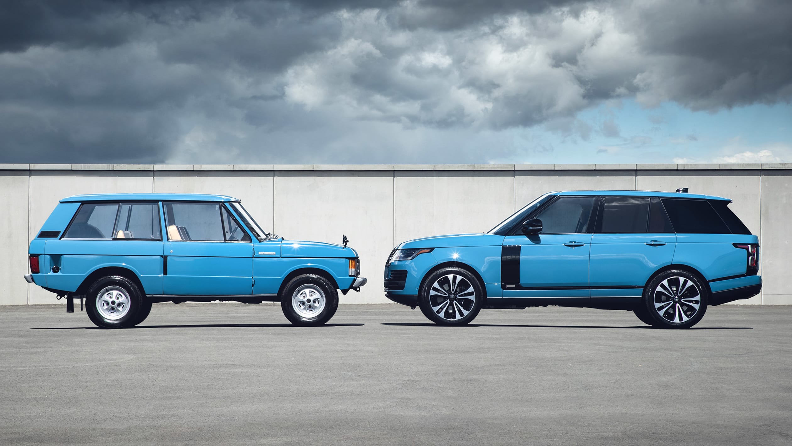 Range Rover tung bản đặc biệt kỷ niệm 50 năm với màu sơn siêu hiếm, đại gia Việt nào sẽ có đầu tiên?