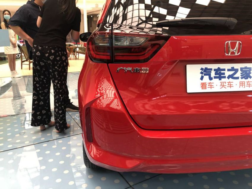 Honda Jazz 2020 ra mắt với phần đầu xe mới mẻ, công nghệ đẳng cấp, Toyota Yaris lo sốt vó