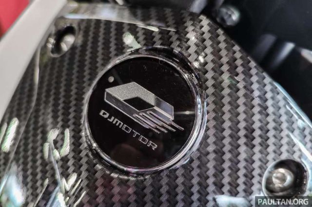 chiem-nguong-cuc-pham-phan-khoi-lon-vua-ra-mat-gia-quy-doi-192-trieu-dong-de-net-honda-cb650r-8