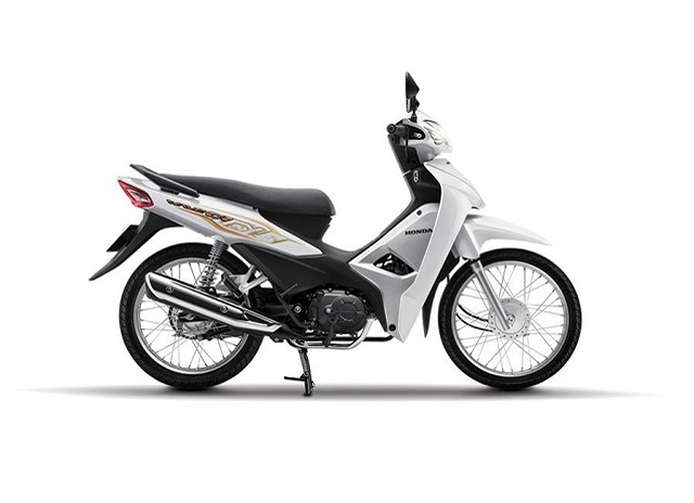 Giá xăng đắt mất bao nhiêu tiền để đổ đầy bình xe máy Honda