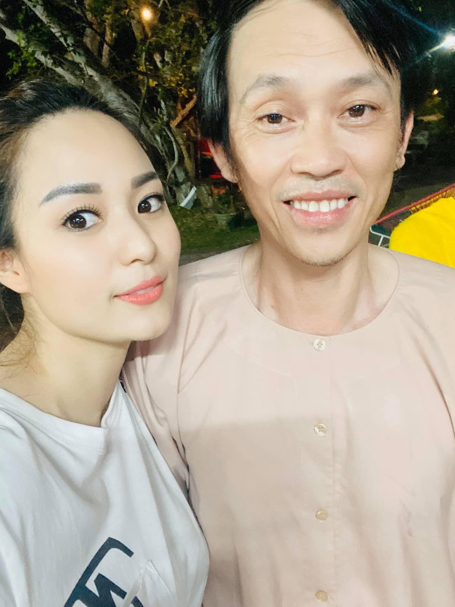 Hoai-linh-lien-tiep-bi-len-song-truyen-hinh-vtc-thoi-su-vtv-con-gai-lap-tuc-co-chia-se-gay-chu-y