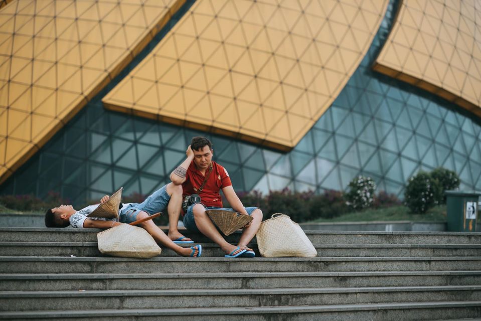 Bộ ảnh 'chất phát ngất' về tình hình khốn khó của các ngành nghề mùa dịch khiến CĐM xôn xao