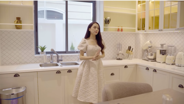 Can-canh-can-nha-moi-dep-nhu-mo-cua-huong-giang-biet-thu-50-ty-cua-ngoc-trinh-cung-phai-thua-xa-5