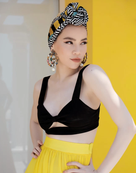 Huong-giang-khong-ngung-vap-phai-loi-che-bai-ho-ngoc-ha-bat-ngo-bi-reo-ten-vi-1-ly-do