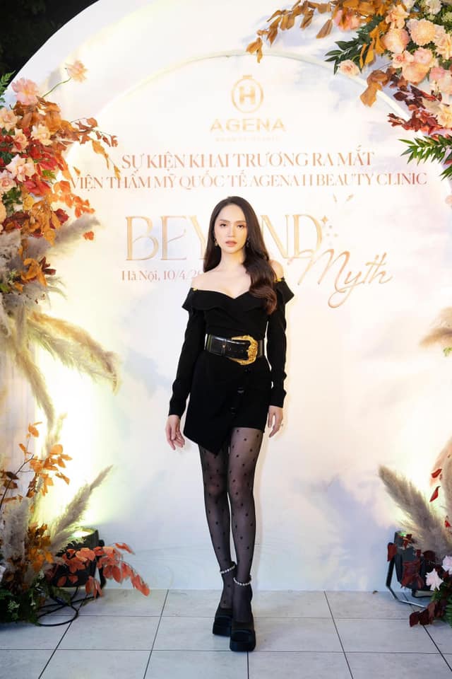 Huong-giang-khong-ngung-vap-phai-loi-che-bai-ho-ngoc-ha-bat-ngo-bi-reo-ten-vi-1-ly-do