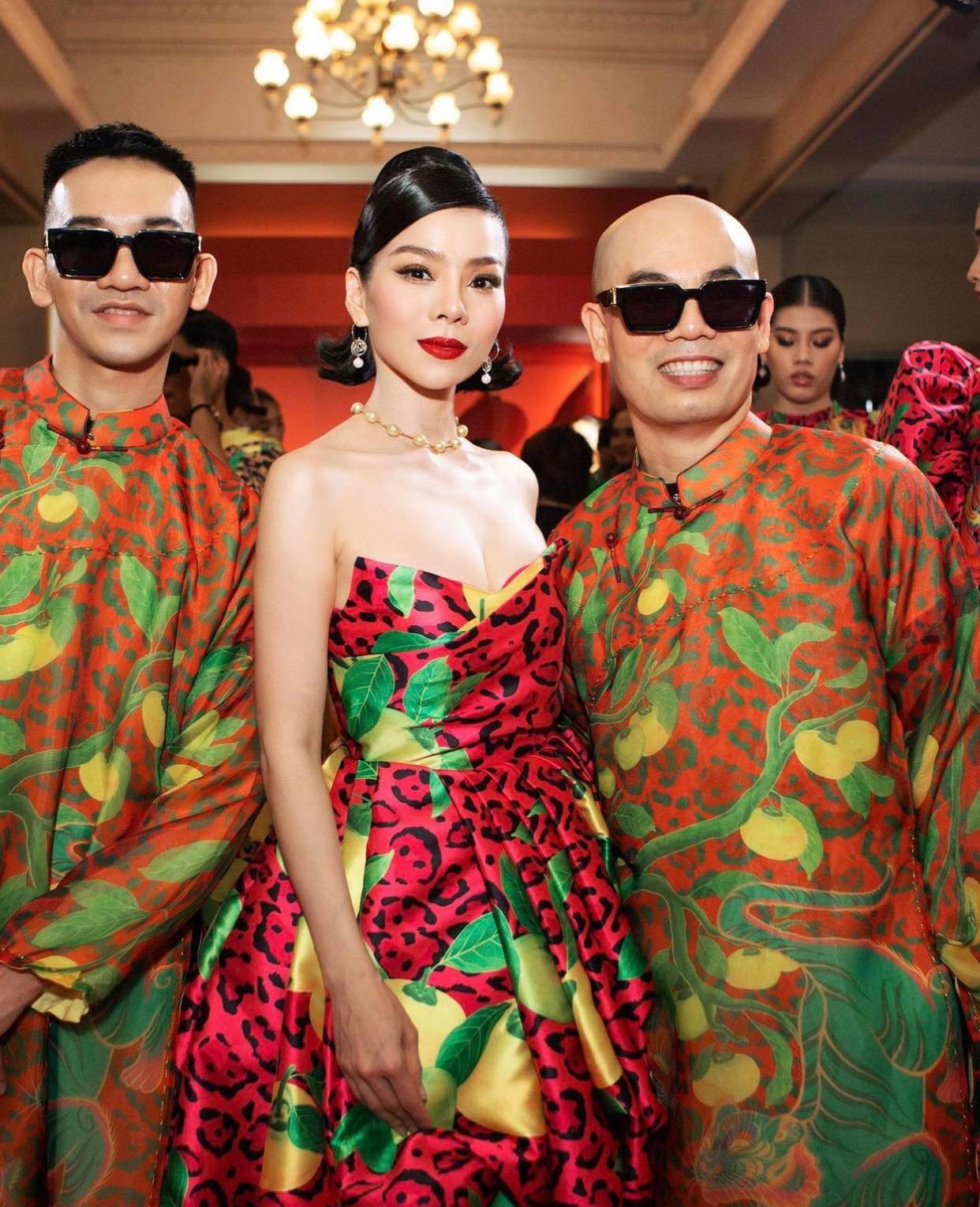 Le-quyen-vo-tu-dien-vay-tre-nai-lo-tron-doi-go-bong-dao-tran-vien-ngang-ngua-ho-ngoc-ha-2