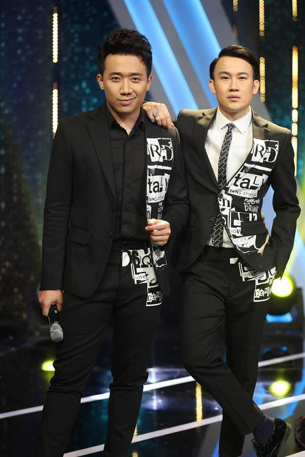 Cdm-khui-lai-clip-le-quyen-lay-tay-dung-cham-doi-xem-noi-y-cua-tran-thanh-va-duong-trieu-vu