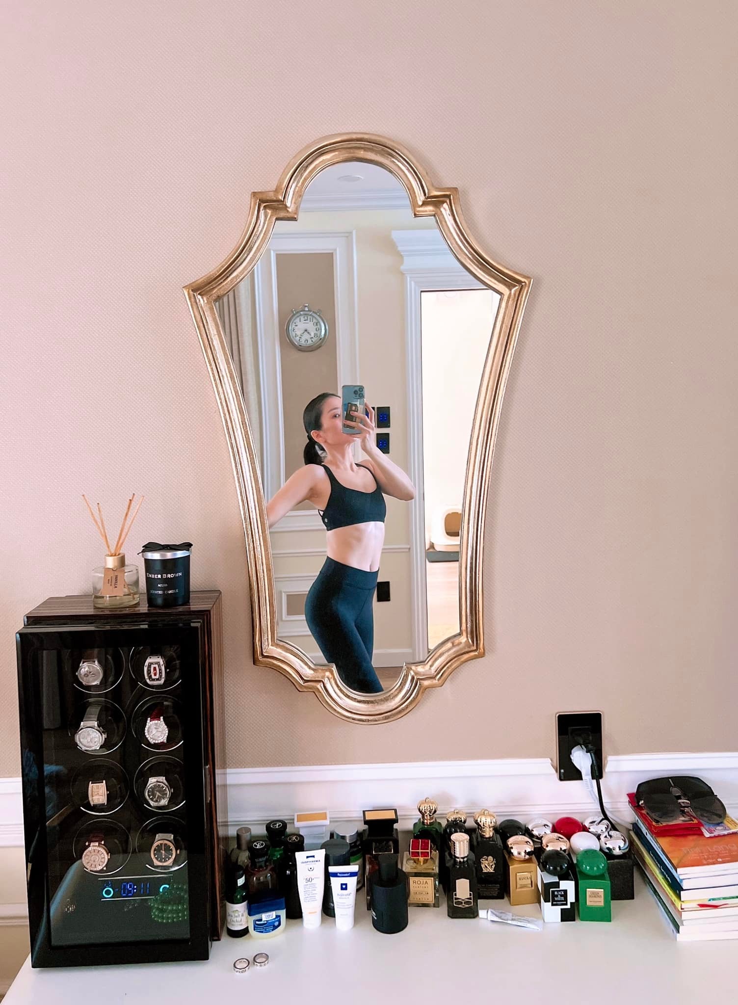 Sau-khi-thong-bao-cham-thi-MissWorld-VN-le-quyen-khoe-tron-body-voi-vong-eo-phang-li-lan-at-ha-ho-1