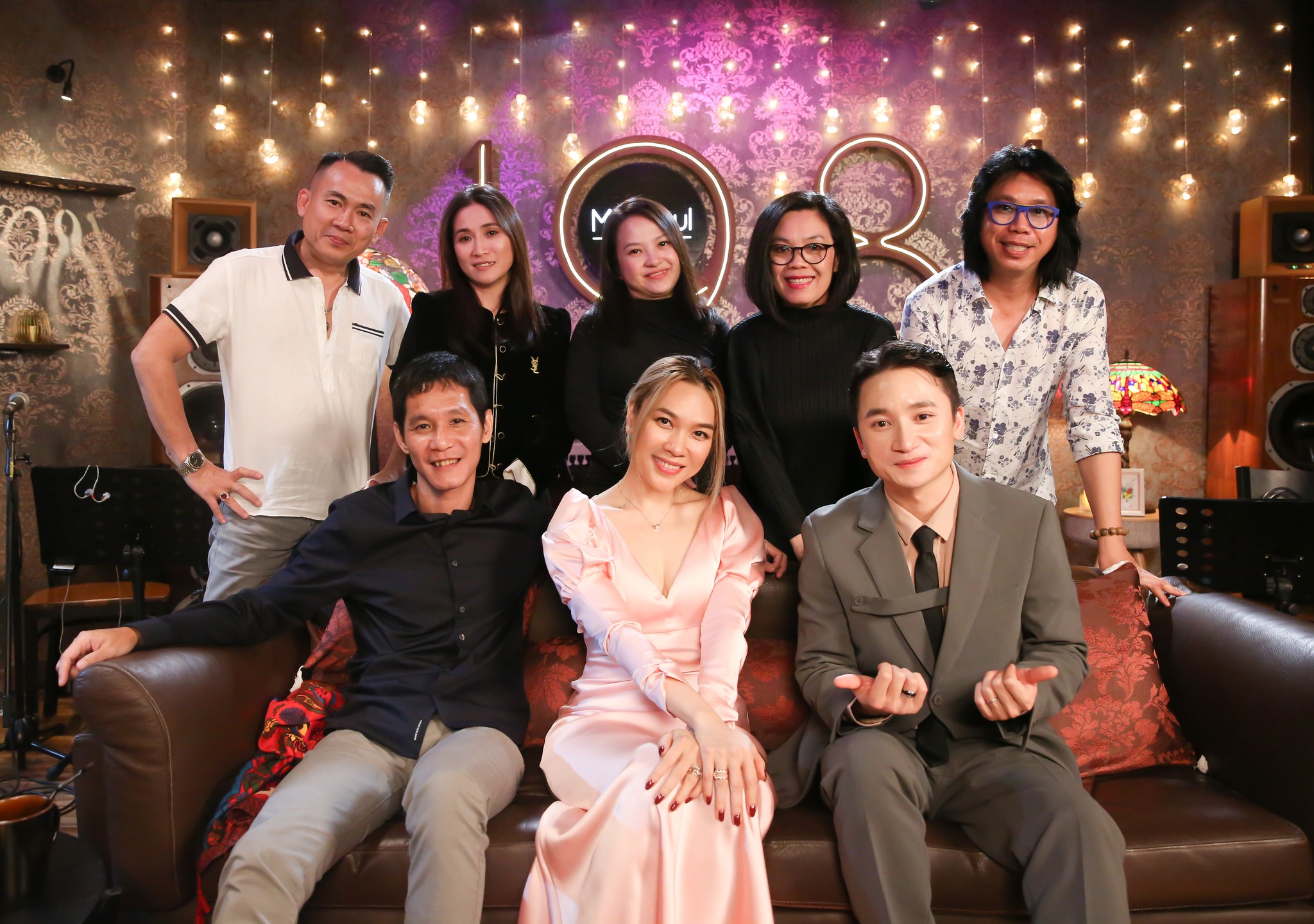 My-tam-gui-loi-cam-on-den-fan-ham-mo-va-bat-ngo-bao-tin-vui-lon-khan-hao-huc-chuc-mung