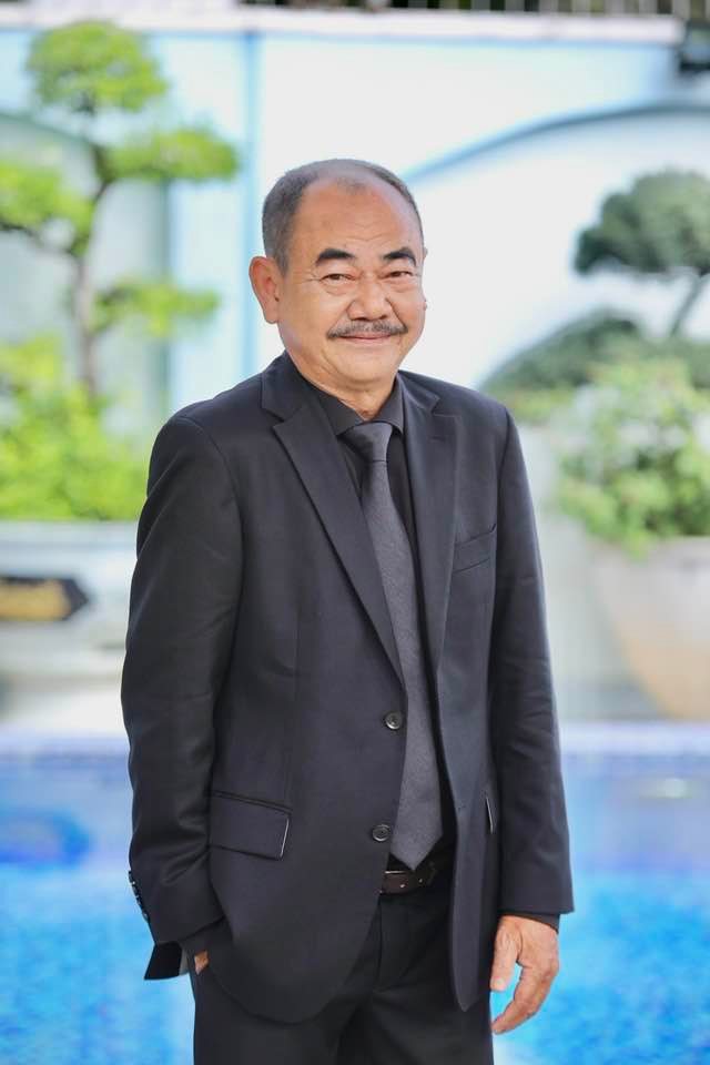 Nsnd-viet-anh-thua-nhan-ban-than-hien-dang-rat-giau-co-noi-thang-ve-viec-64-tuoi-van-doc-than