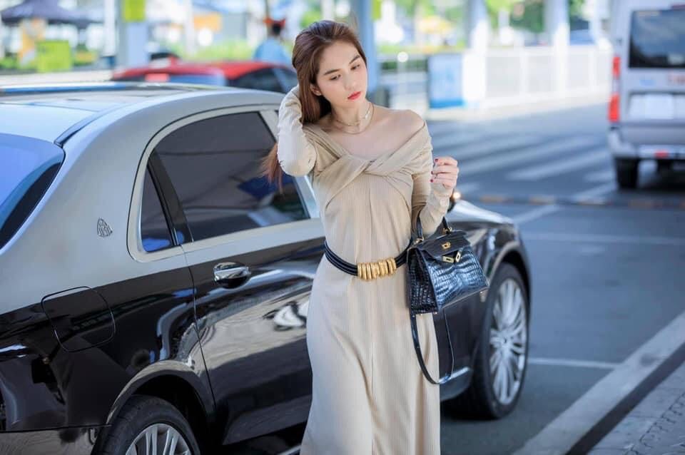 17-nam-lam-ban-voi-ngoc-trinh-vu-khac-tiep-lan-dau-tiet-lo-con-nguoi-that-cua-dam-em-gay-ngo-ngang-2