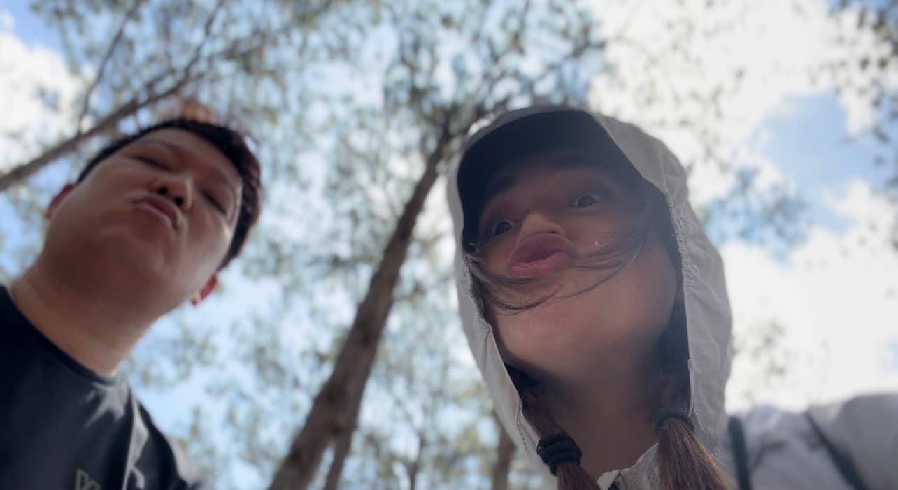 Nha-phuong-chia-se-canh-truong-giang-met-bo-pho-duoi-suc-sau-khi-bat-trend-chay-ve-noi-phia-anh