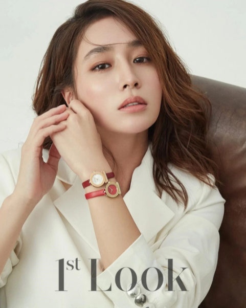 Diem-mat-dan-khach-moi-khung-trong-dam-cuoi-Hyun-Bin-Son-Ye-Jin-YoonA-Jung-Hae-in-gay-sot-2