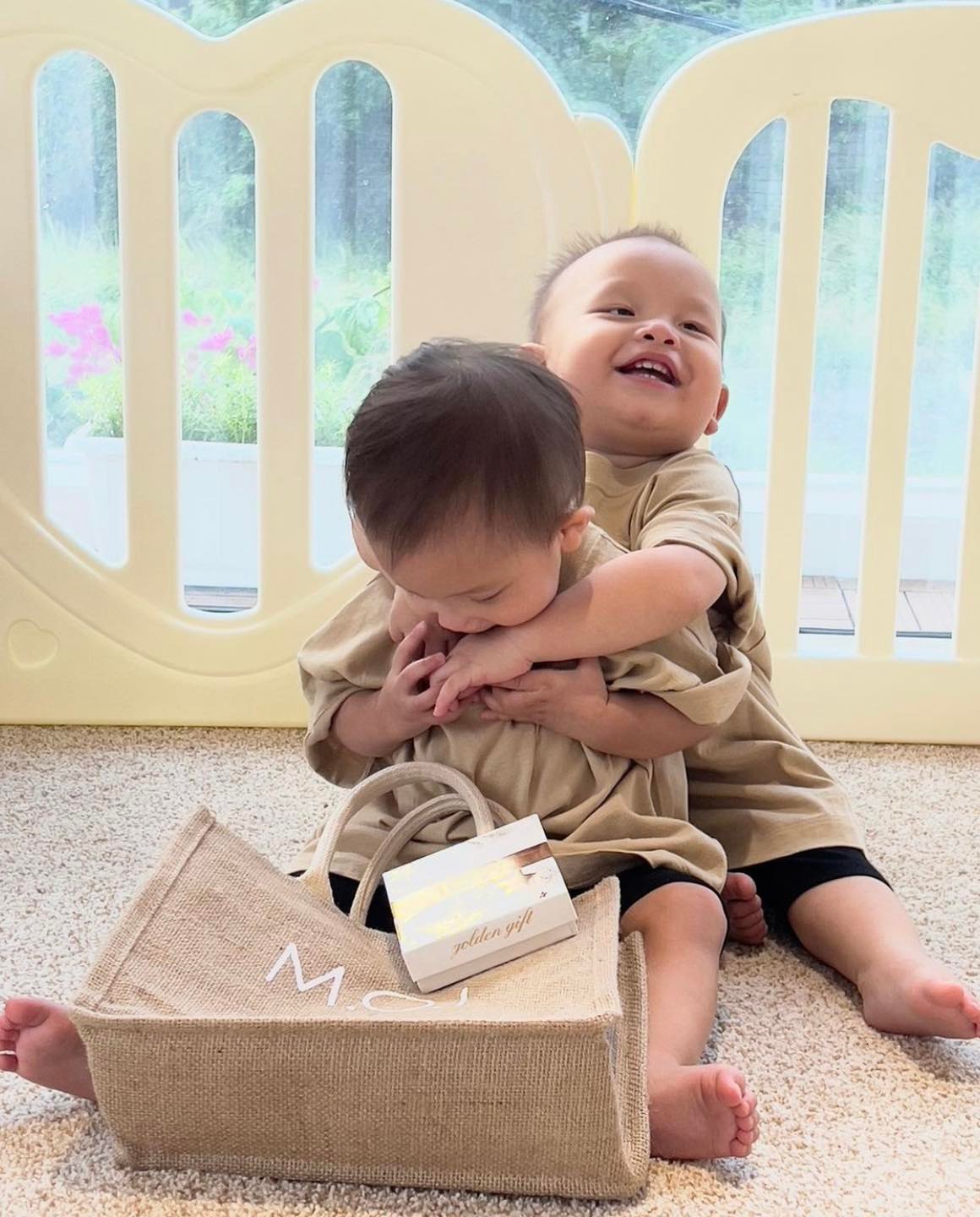 Tong-hop-loat-bieu-cam-hai-huoc-dang-yeu-vo-cung-cua-cay-hai-nhi-leon-khien-khan-gia-tan-chay