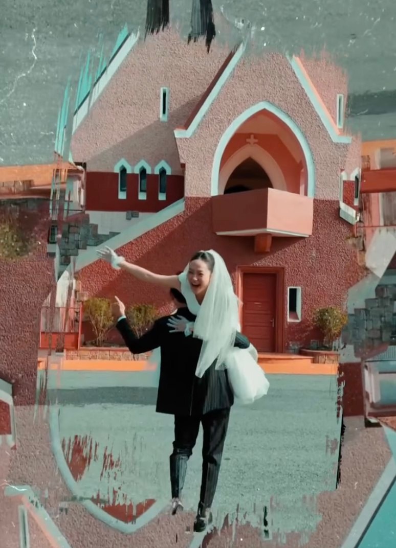 Minh-hang-lo-dien-voi-guong-mat-gay-roc-doi-mat-vo-hon-met-moi-he-lo-nguyen-nhan-gay-lo-lang