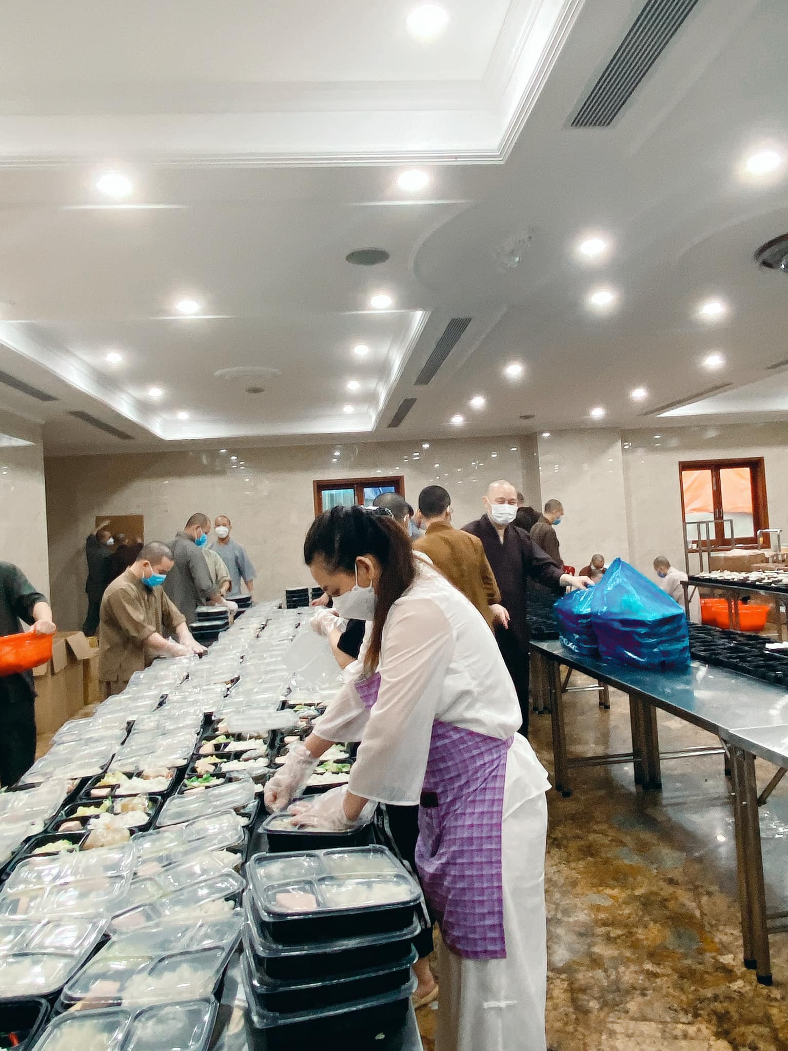 Tinh-hinh-suc-khoe-hien-tai-cua-ca-si-phi-sau-4-ngay-dieu-tri-tai-benh-vien-cho-ray