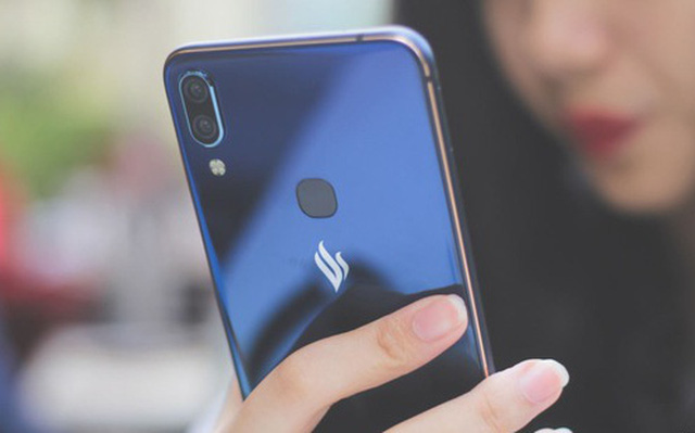 Vsmart active 3, Phạm Nhật Vượng Vsmart active 3, Phạm Nhật Vượng