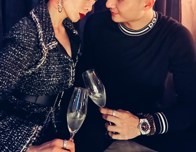 le-quyen-chinh-thuc-xac-nhan-yeu-lam-bao-chau