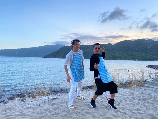 Dam-Vinh-Hung-Sieu-lay-loi-vuot-mat-hang-loat-sao-Viet-dat-ky-luc-moi-tren-kenh-youtube-3