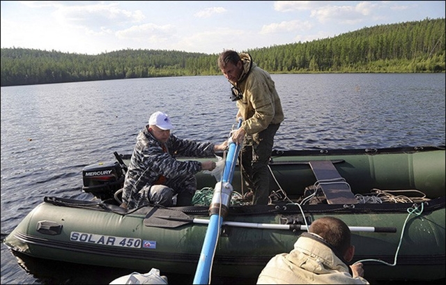 Phat-hien-vat-chat-vu-tru-bi-an-bang-chung-cua-ke-tan-cong-khong-gian-110-nam-truoc